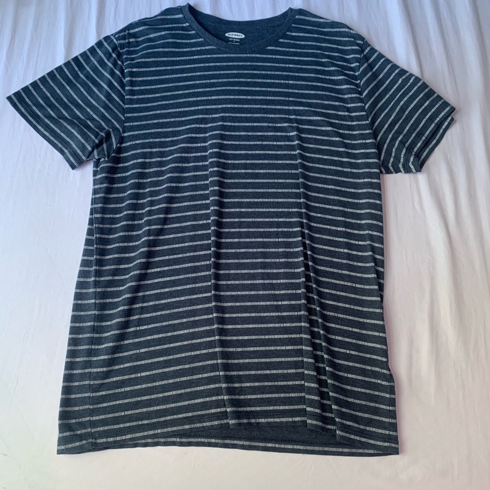 Old navy shirt